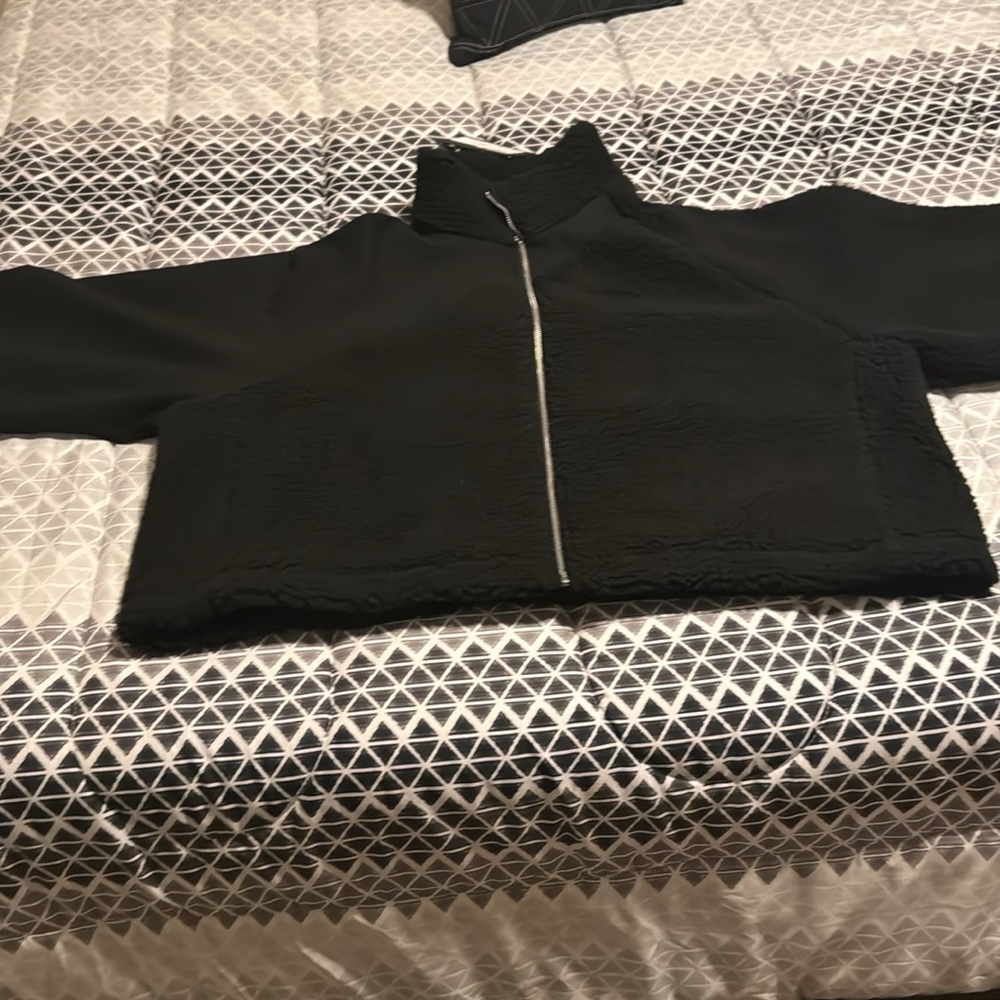 Black - Picture 2 of 3